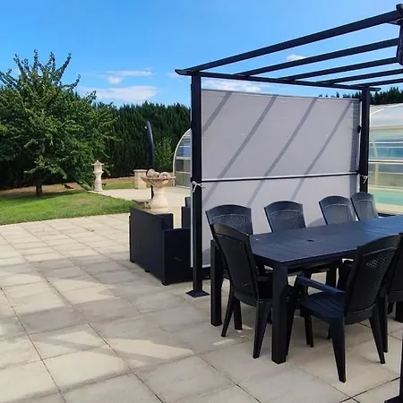 Au Calme, Piscine Couverte Chauffee 365j Vakantiehuis Thiberville