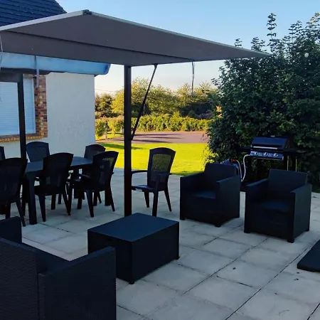 Au Calme, Piscine Couverte Chauffee 365j Thiberville