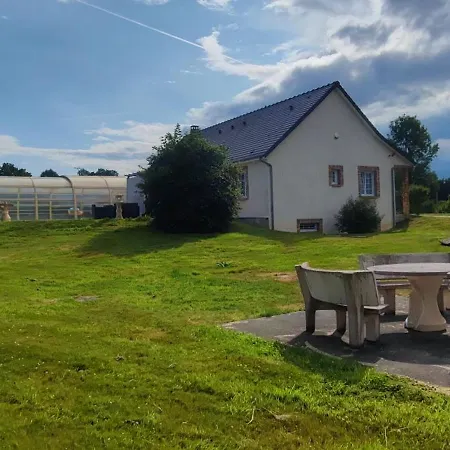 Au Calme, Piscine Couverte Chauffee 365j Ferienhaus