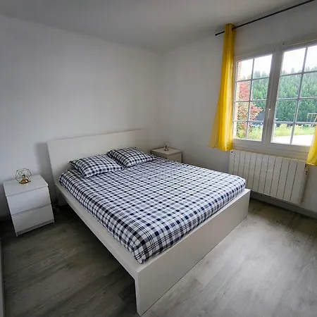 Vakantiehuis Au Calme, Piscine Couverte Chauffee 365j