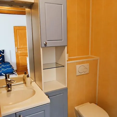 Au Calme, Piscine Couverte Chauffee 365j *