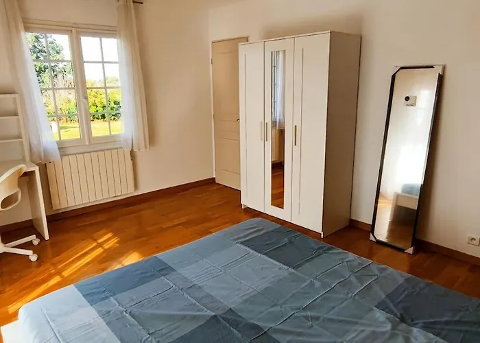 Σπίτι διακοπών Au Calme, Piscine Couverte Chauffee 365j *