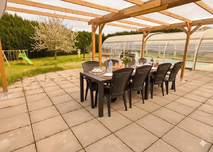 Σπίτι διακοπών Au Calme, Piscine Couverte Chauffee 365j *